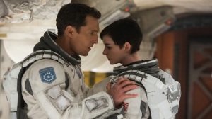 interstellar-matthew mcconaughey- anne hathaway