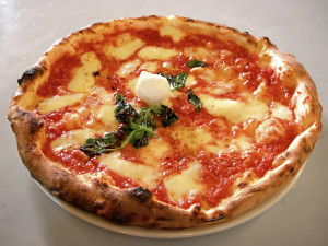 Eq_it-na_pizza-margherita_sep2005_sml (1)