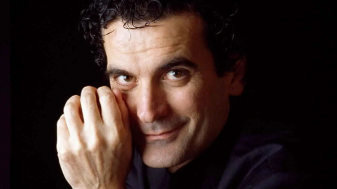 massimo troisi massimo troisi